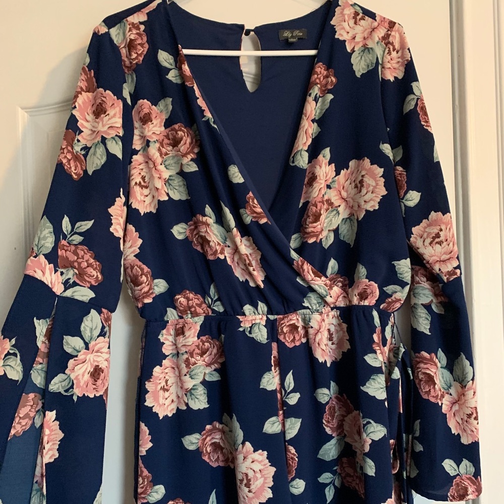 Women’s romper size large